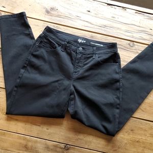 Style & Co Women's Curvy-Fit Skinny Fashion Jeans Black 6S